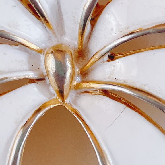 VTG Lot 3 Mid Century Modernist Abstract Gold Tone Enamel Brooches 1960s 70s - Picture 4 of 10